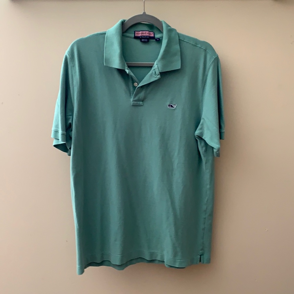 Vineyard vines green collared shirt in medium